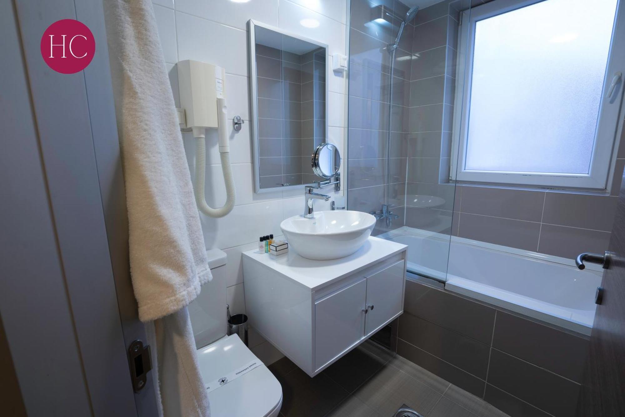 Central Hotel, Fitness And Spa Vinica Buitenkant foto