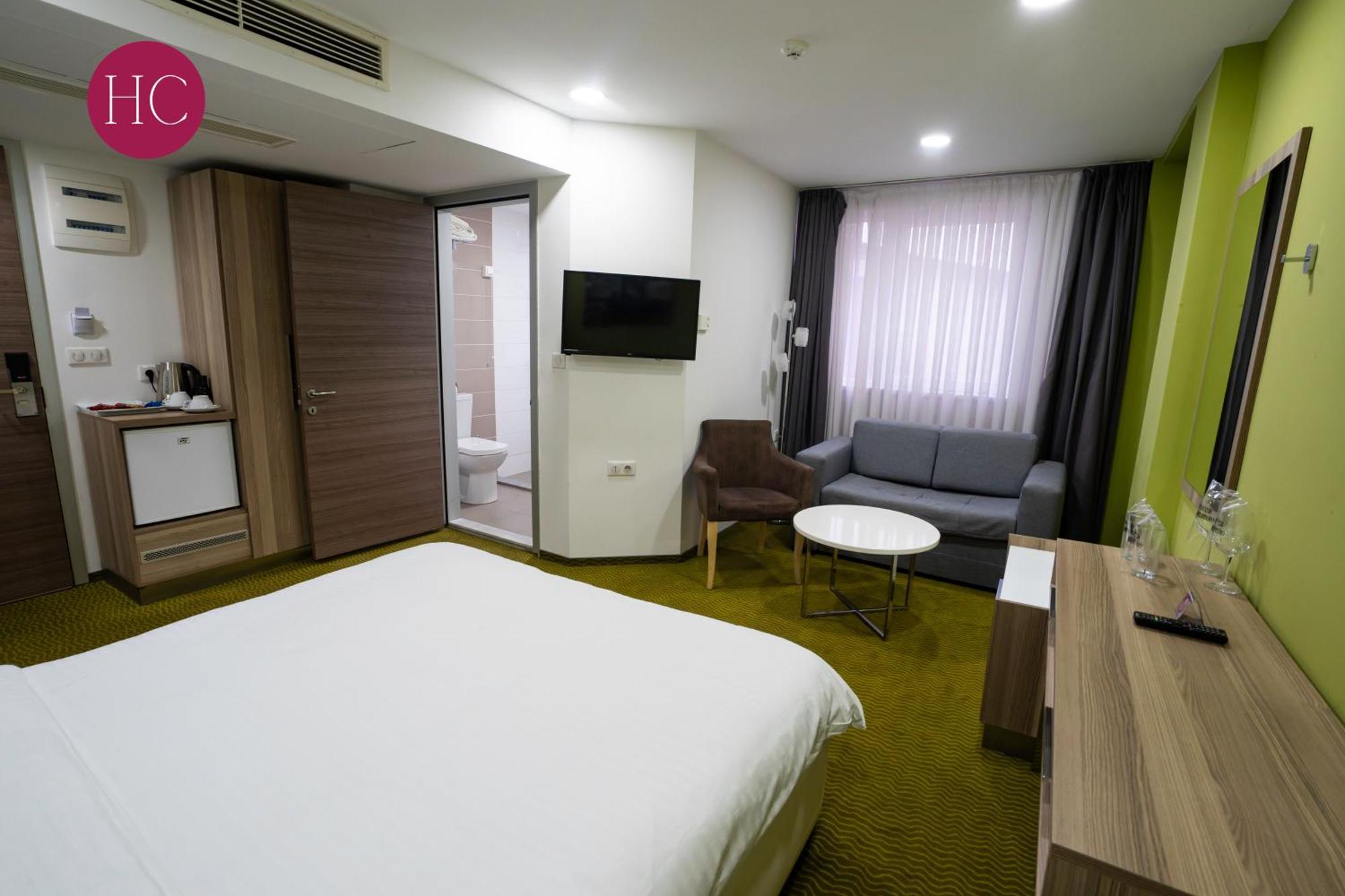 Central Hotel, Fitness And Spa Vinica Buitenkant foto
