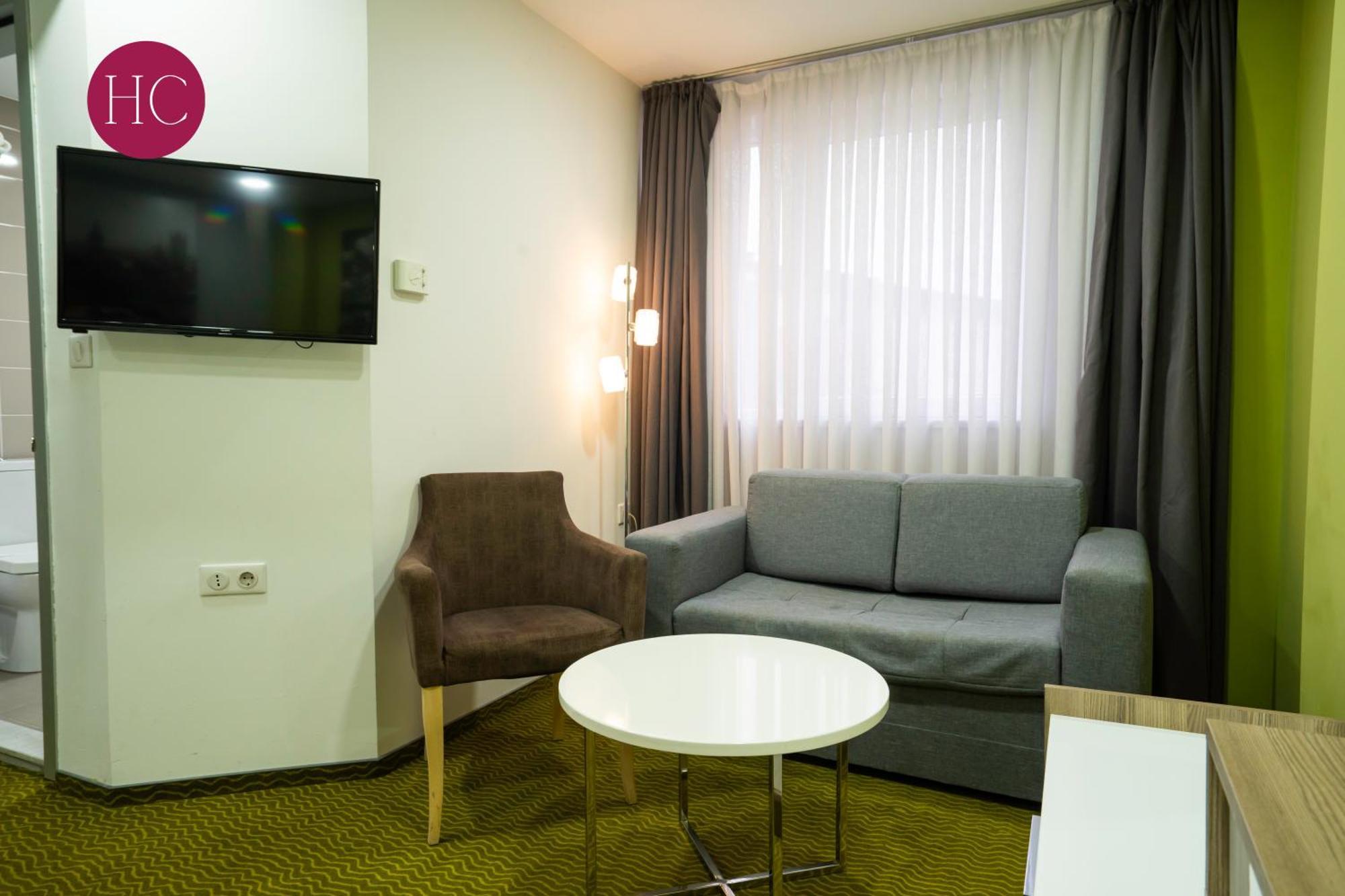 Central Hotel, Fitness And Spa Vinica Buitenkant foto