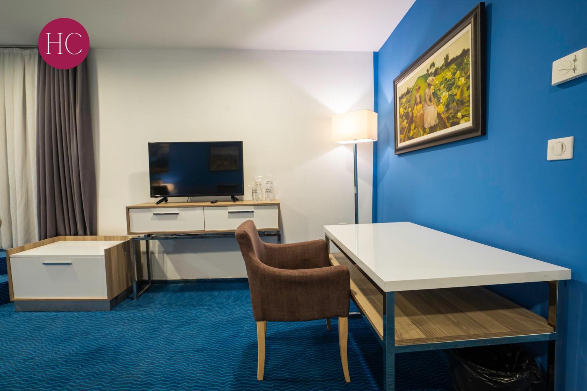 Central Hotel, Fitness And Spa Vinica Buitenkant foto