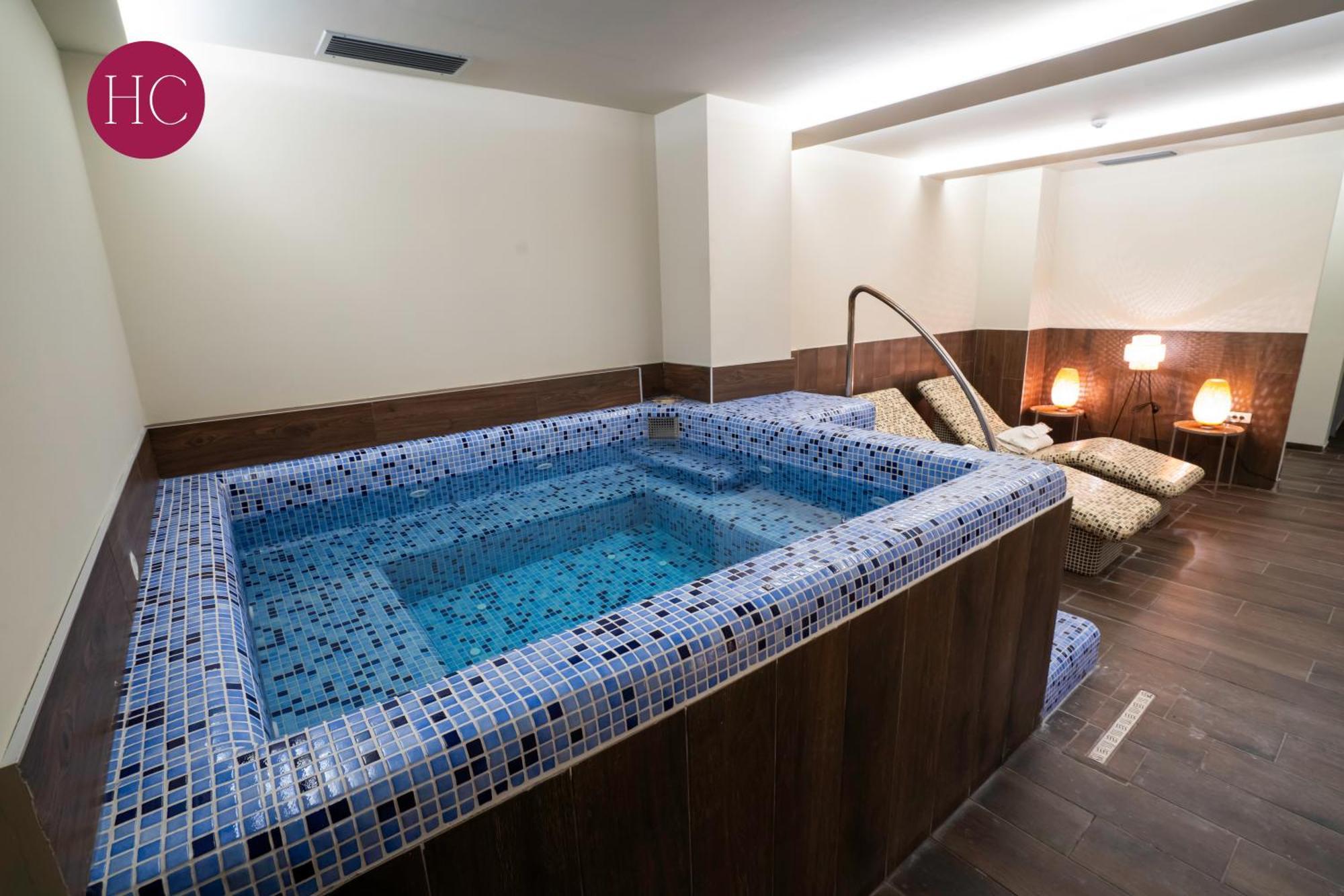 Central Hotel, Fitness And Spa Vinica Buitenkant foto