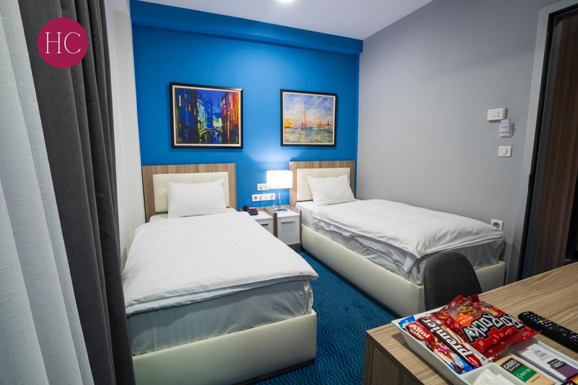 Central Hotel, Fitness And Spa Vinica Buitenkant foto