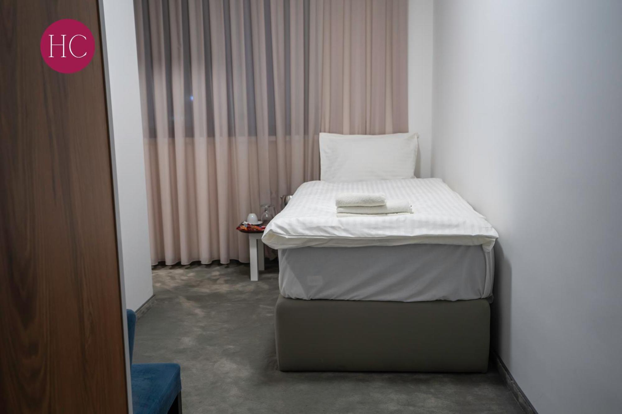 Central Hotel, Fitness And Spa Vinica Buitenkant foto