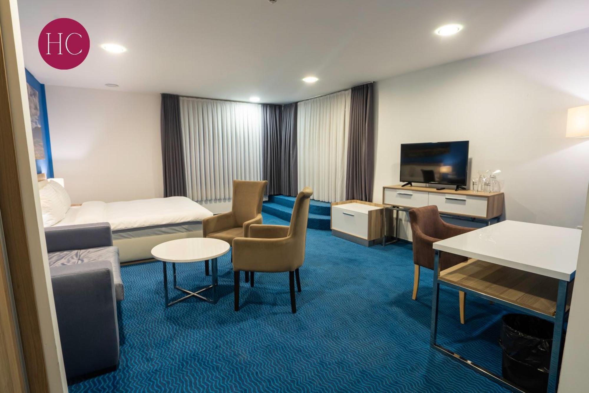 Central Hotel, Fitness And Spa Vinica Buitenkant foto