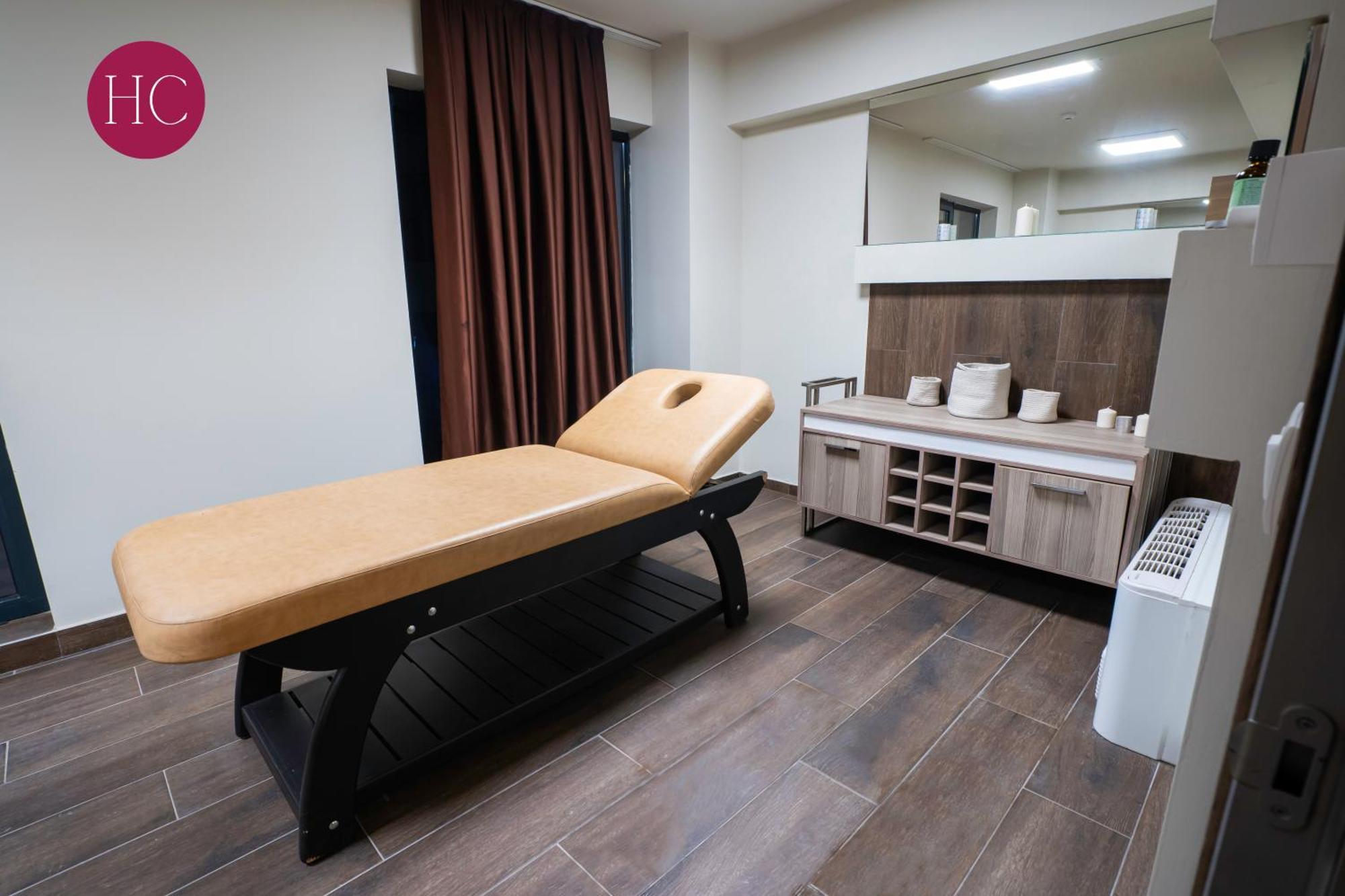 Central Hotel, Fitness And Spa Vinica Buitenkant foto
