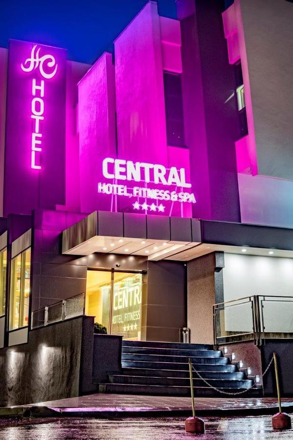 Central Hotel, Fitness And Spa Vinica Buitenkant foto